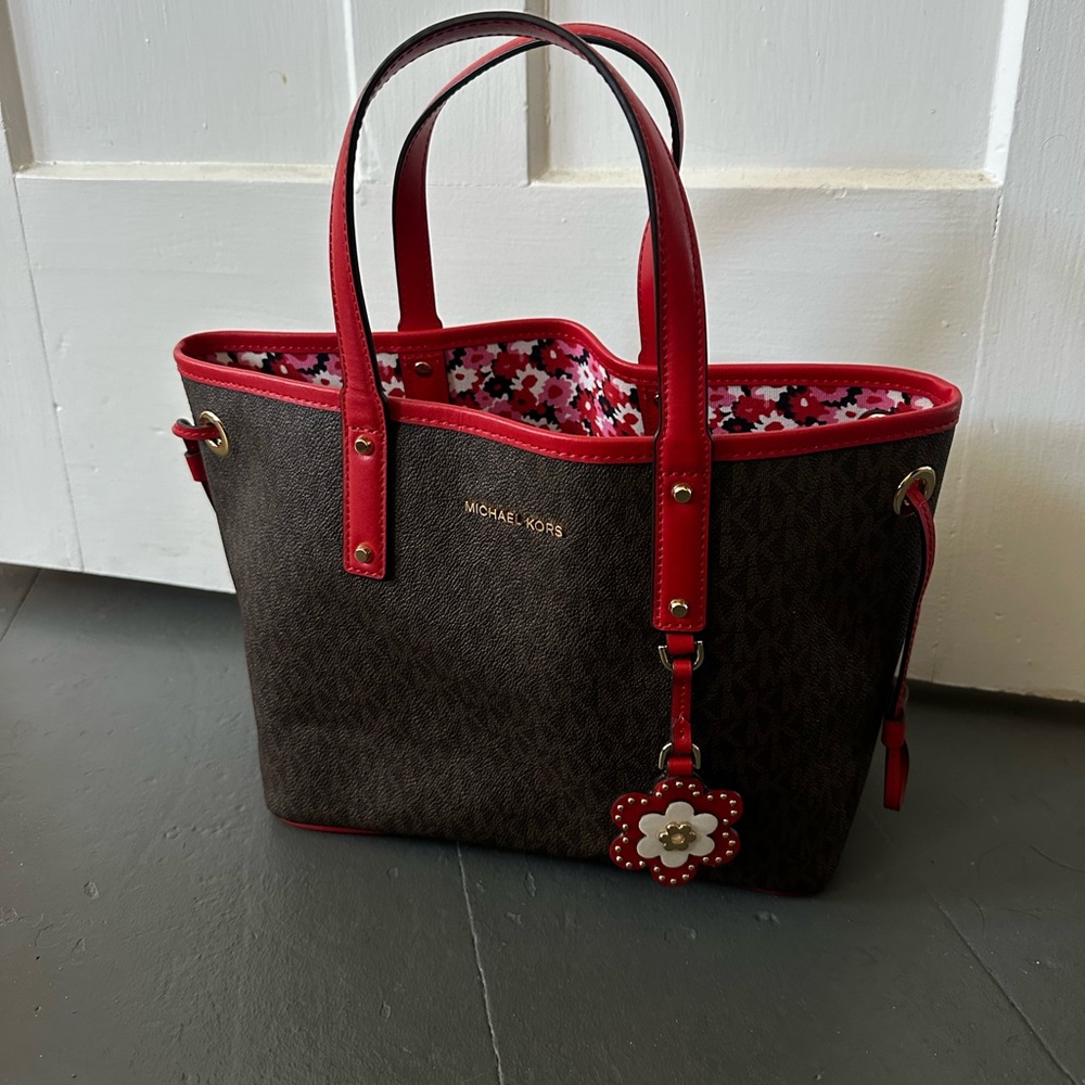 MICHAEL KORS Purse 🌸♥️